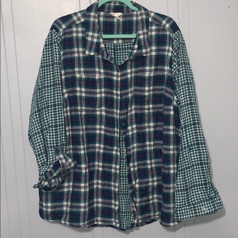 Cato 26/28 button up top